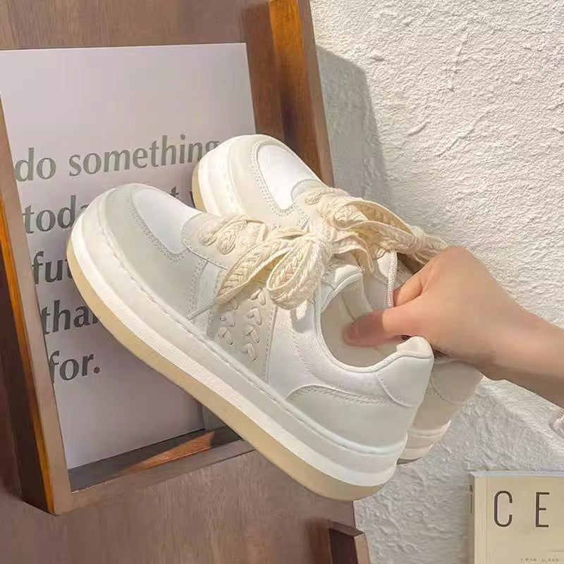 Everyday-style sneakers ⭐️⭐️⭐️⭐️⭐️