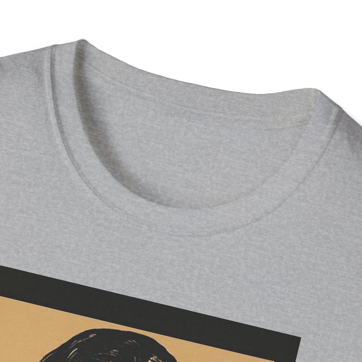 Chic Graphic T-Shirt for Trendsetters 💥🧃