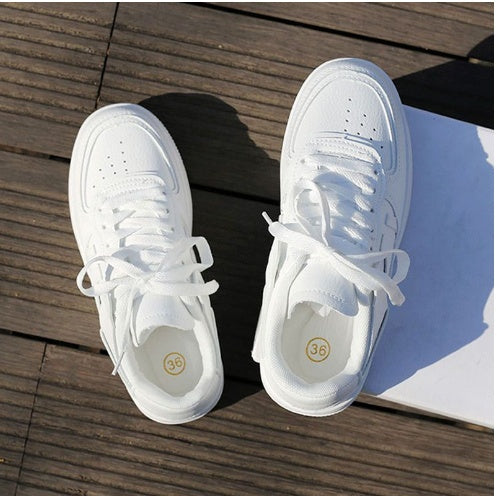 Fall sneakers with a classic silhouette ⭐️⭐️⭐️⭐️⭐️