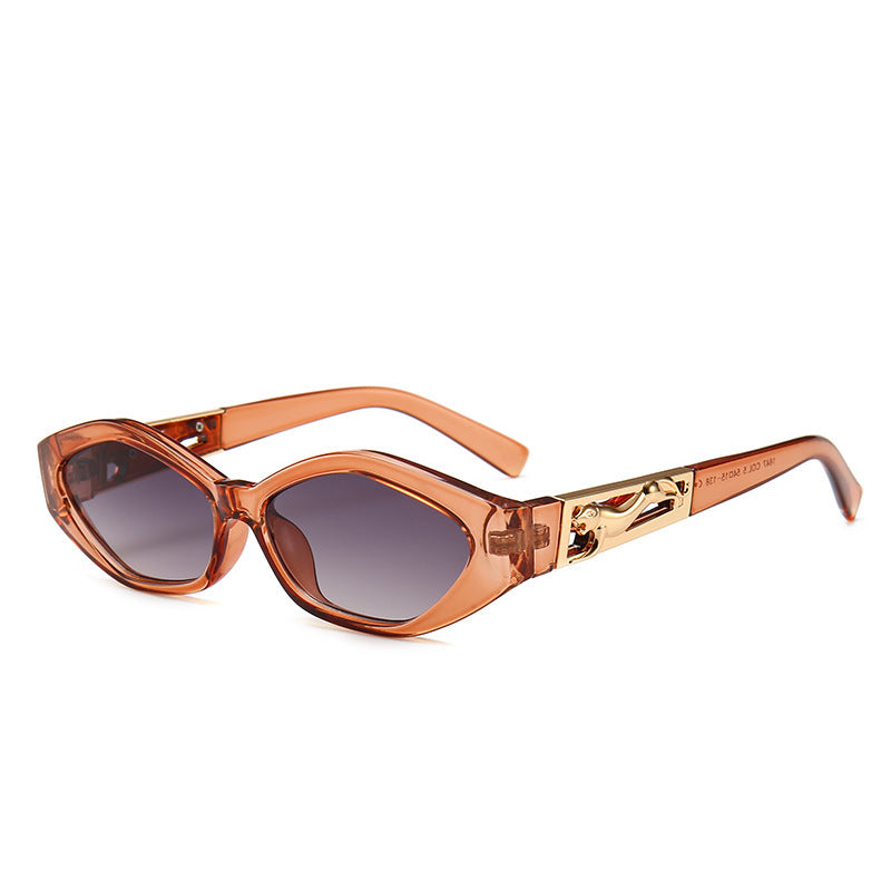 Cat-eye sunglasses for women 😎🐱✨