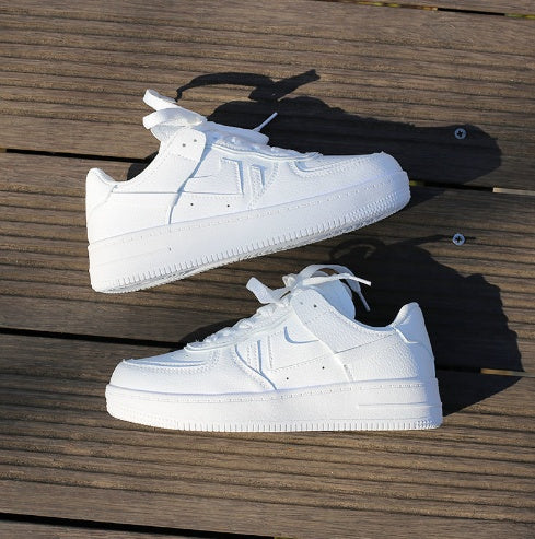 Fall sneakers with a classic silhouette ⭐️⭐️⭐️⭐️⭐️